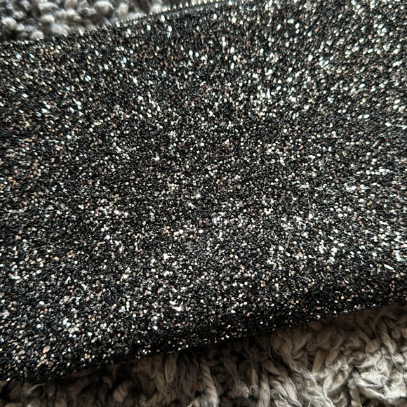 Glitter wristlet - Picture 2 of 6